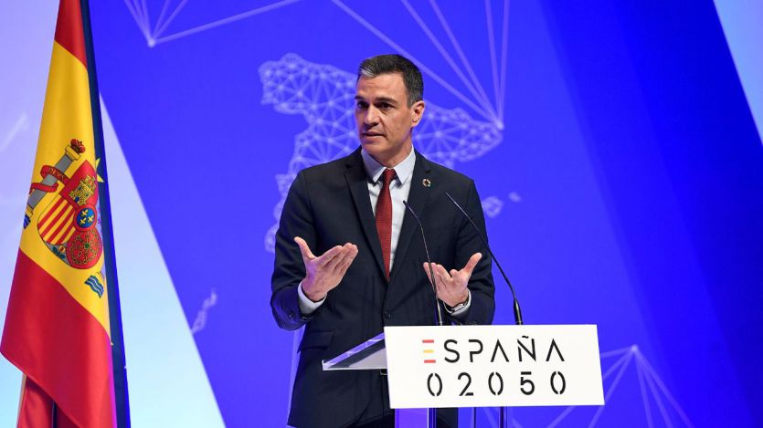 Lo que incluye el plan 'España 2050': más tasas por contaminar, menos vuelos...
