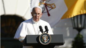 El Papa endurece las leyes contra los abusos sexuales en su reforma del Código Canónico