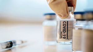 El Europarlamento pide suspender las patentes de las vacunas de la covid