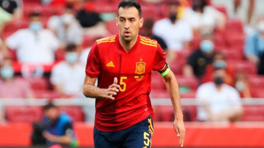 Sergio Busquets da negativo y podría estar para el partido ante Polonia