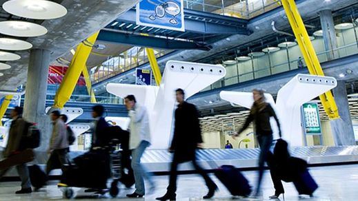 En un mes de apertura de fronteras creció un 71% la llegada de pasajeros aéreos internacionales