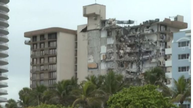 Ascienden a 5 los muertos en el derrumbe de Miami y hay 156 desaparecidos