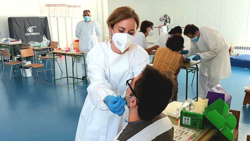 Los contagios aumentan en España pese a los extraordinarios datos de vacunación