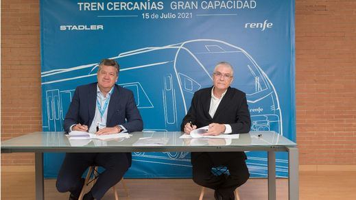 Renfe y Stadler firman el contrato para la compra de 59 trenes de gran capacidad para Cercanías