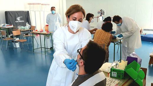 España supera los 4,1 millones de contagios y los 50 millones de vacunas administradas