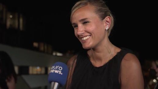La francesa Julia Ducournau logra la Palma de Oro en Cannes con 'Titane'