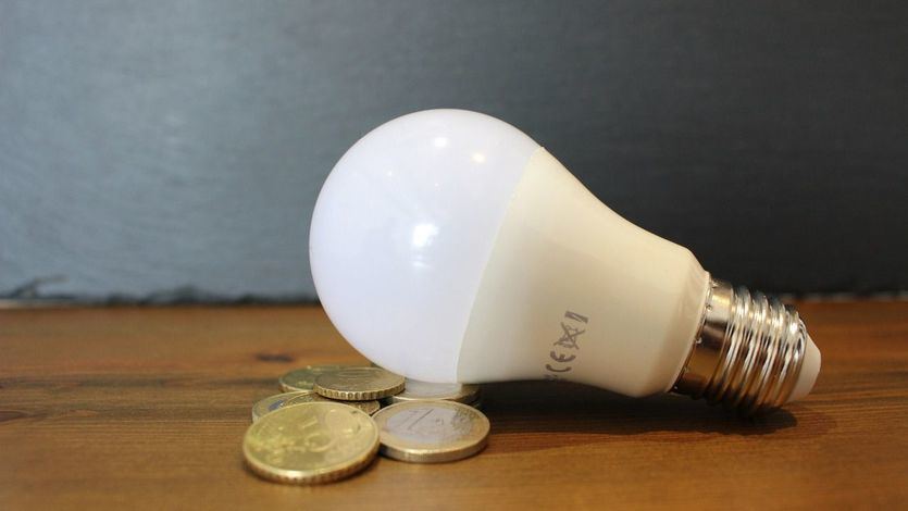 El precio de la luz sigue al alza y el martes será el segundo más caro