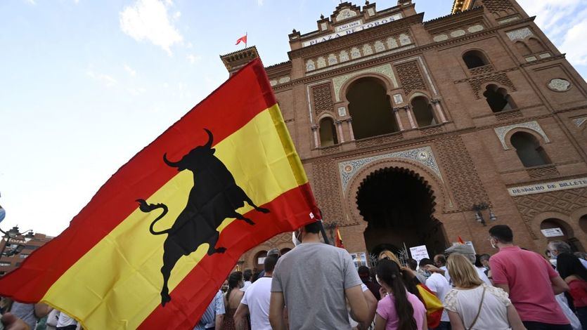 Madrid exige al Gobierno que baje el IVA de los toros