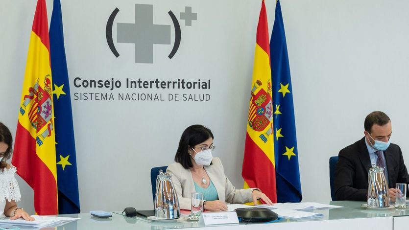 La quinta ola del coronavirus comienza a estabilizarse y la incidencia baja de los 700 puntos
