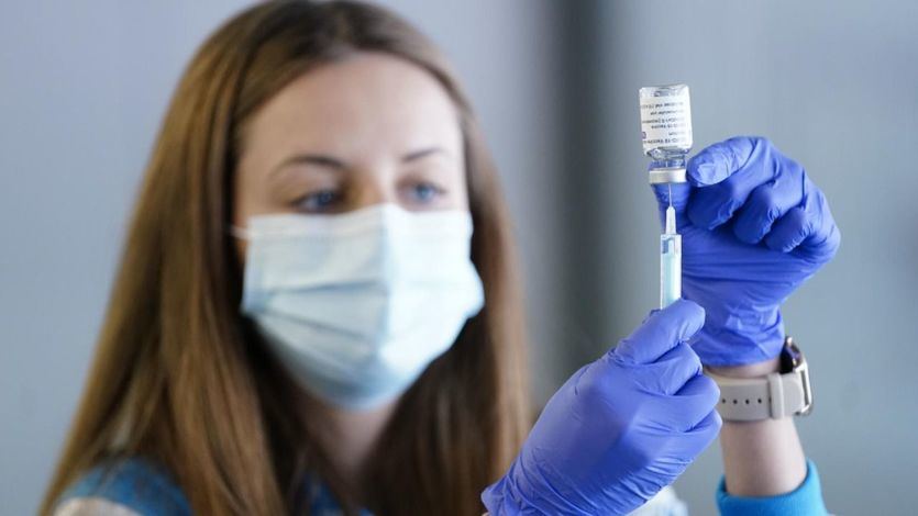 España ya es el país europeo con más porcentaje de vacunación y cuarto del mundo