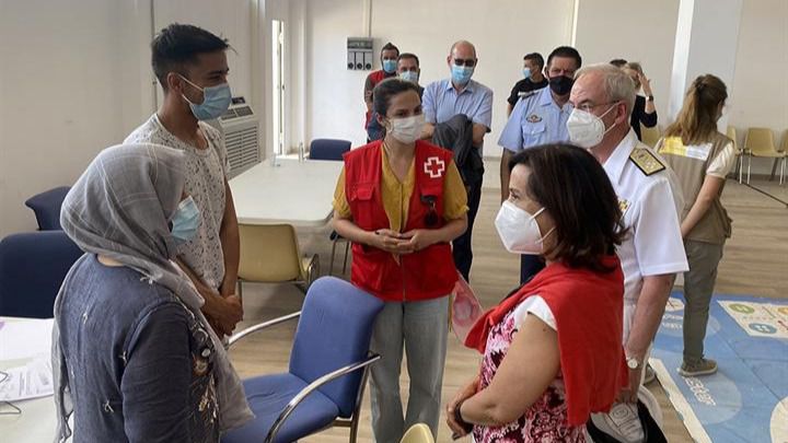 Margarita Robles sobre la situación en Kabul: 'Pedimos a la gente que grite España o que vayan con algo rojo'