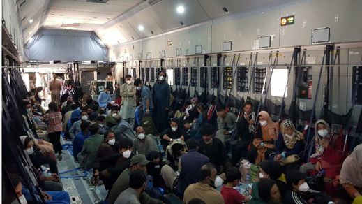 Cuenta atrás en el aeropuerto de Kabul: últimas horas para finalizar las evacuaciones