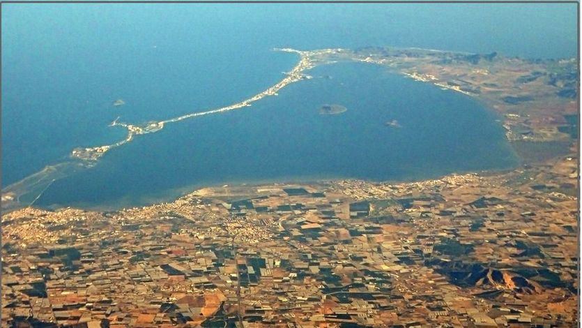 Los geólogos avisan: 'El Mar Menor no se podrá recuperar sin actuar sobre las aguas subterráneas'