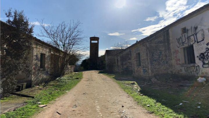 El Alamín, pueblo abandonado cercano a Villa del Prado (Foto: Google Street View)