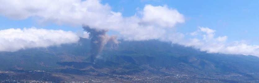 Entra en erupción el volcán Cumbre Vieja en La Palma