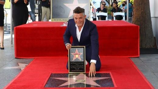 Alejandro Sanz en el paseo de la fama de Hollywood