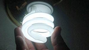 La luz registra su precio más bajo desde agosto: 111 euros el precio medio del megavatio hora