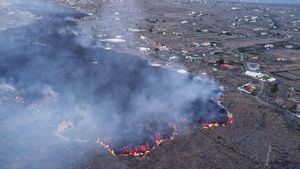 Más problemas en La Palma: la lava funde un suministro de agua y deja a más de 2.000 personas desabastecidas