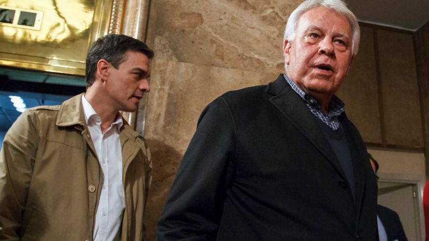 El PSOE hace gala de unidad en el Congreso en el que Sánchez se reencontrará con Felipe González