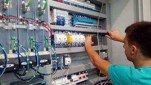 CaixaBank Dualiza impulsa el compromiso de la entidad con la Formación Profesional