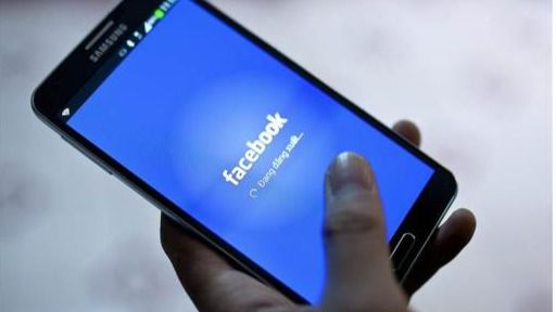 Salen a la luz documentos internos de Facebook que indican que 'favorecían' la circulación de fake news