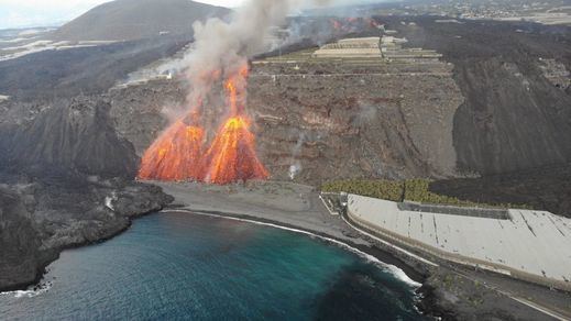 Las ayudas a las familias afectadas por el volcán de La Palma ya están llegando 