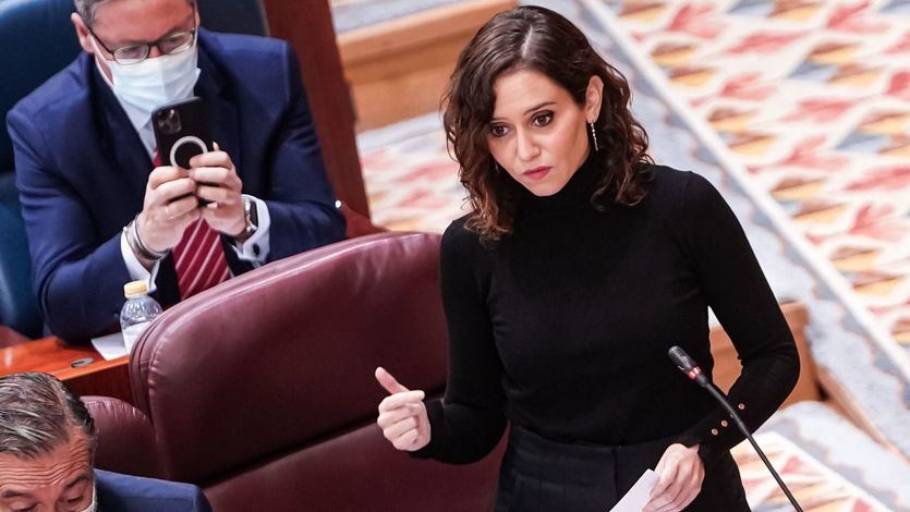 Ayuso, en un pleno en la Asamblea de Madrid