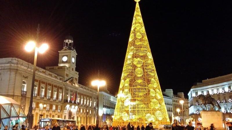 ¿Vuelven las celebraciones en la Puerta del Sol? Comunidad y Ayuntamiento llaman a la prudencia