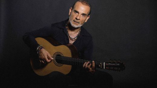 El polifacético Juan Carmona nos regala 'Zyriab', otra obra maestra de la guitarra (vídeo)