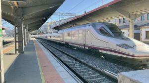Cerca de 5.000 viajeros utilizarán los servicios AVE y Alvia de Renfe entre Galicia y Madrid
