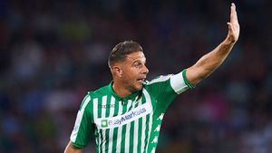 Condenan a 4 años de prisión al ex administrador de Joaquín por apropiarse de 780.000 euros del futbolista