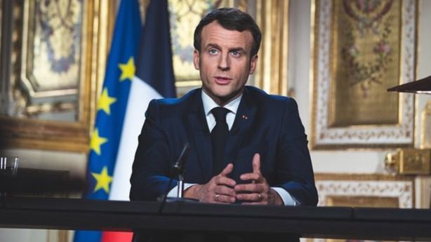 Macron se mete en un lío al afirmar que quiere 'joder' a los no vacunados: medio país se le echa encima