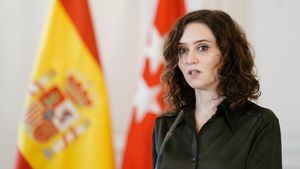 Ayuso presume de Madrid, "capital de la resistencia ante la pandemia": "Nuestro modo de vida conquista"