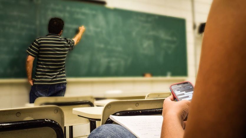 La tasa de abandono escolar alcanza el nivel más bajo de la historia