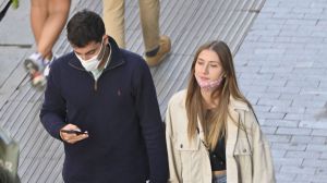 Un soplo de aire fresco: el Gobierno eliminará la próxima semana la mascarilla en exteriores