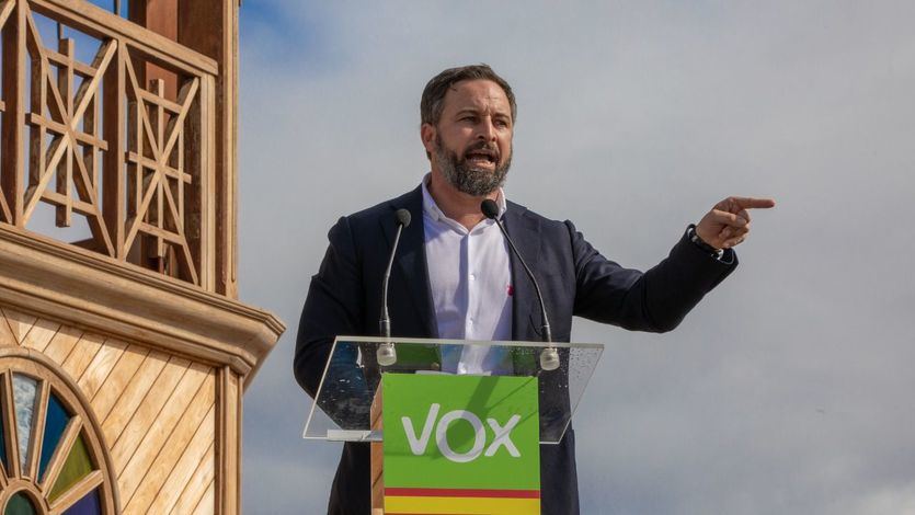 Abascal advierte al PP que se encaminan a una repetición electoral si insisten en el 'chantaje' a Vox