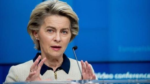 Ursula von der Leyen, presidenta de la Comisión Europea, amenazó con sanciones y el ahogamiento económico