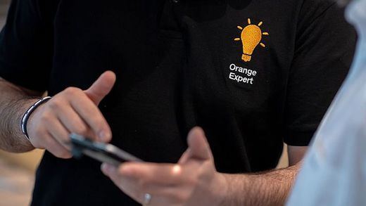Las operadoras Orange y MásMóvil están negociando una fusión en España