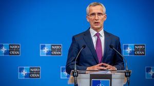 La OTAN alerta de que Rusia podría estar preparando un ataque químico contra Ucrania