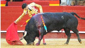 Feria de Fallas: Pablo Aguado corta una oreja del único “juanpedro” con clase