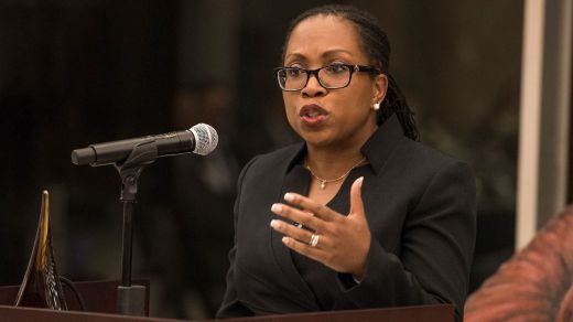 Estados Unidos nombra a su primera jueza negra del Tribunal Supremo: Ketanji Brown Jackson