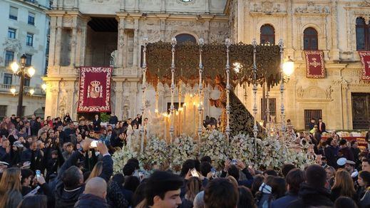 Las procesiones de Semana Santa vuelven a estar abarrotadas tras 2 años de pandemia
