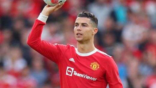 La afición del Liverpool da una lección mundial al fútbol con su homenaje a Cristiano Ronaldo