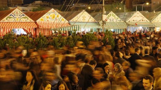 Visitas guiadas para turistas en la Feria de Abril de Sevilla 2022 para dar a conocer las costumbres y la forma de vivir esta fiesta