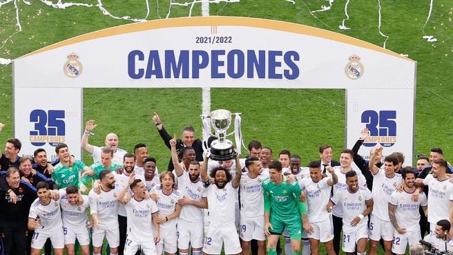 El Madrid se proclama campeón de Liga tras golear al Espanyol (4-0)