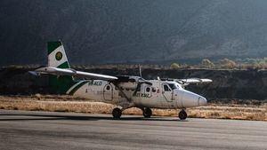 Desaparece un avión con 22 personas a bordo en Nepal poco después del despegue