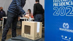 Colombia acude a las urnas con el izquierdista Gustavo Petro como principal favorito