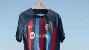El Barça estrena una camiseta de peculiar diseño que enamora a sus aficionados