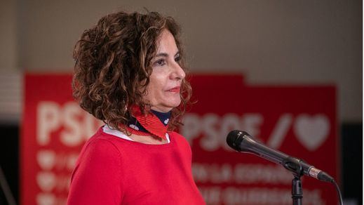 Hacienda abre la puerta a imponer un recargo adicional a las petroleras y las eléctricas