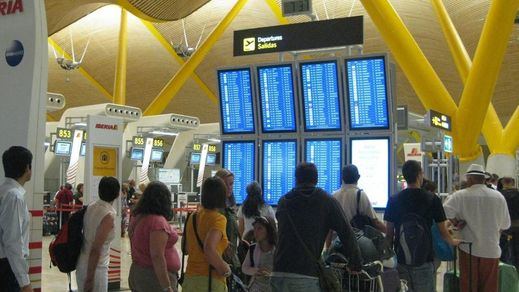 El verano comienza con múltiples cancelaciones en los aeropuertos europeos